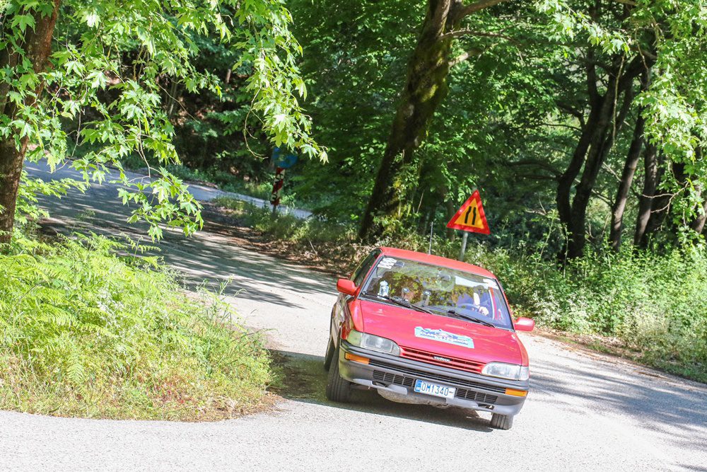 Classic Legends Rally και πιστό σκυλί το Toyota με την Γεωργία και την Χρυσούλα 