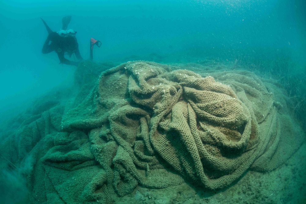 Η Hyundai και η Healthy Seas μαζεύουν τα απορρίμματα από τη θάλασσα 