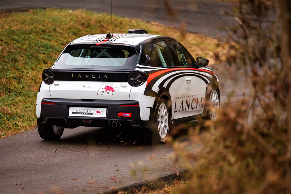 Lancia Ypsilon Rally4 HF 