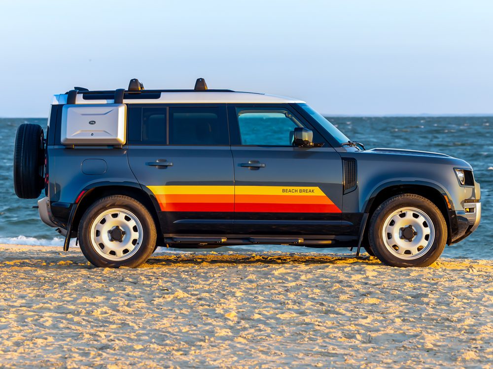 Land Rover Defender Beach Break 