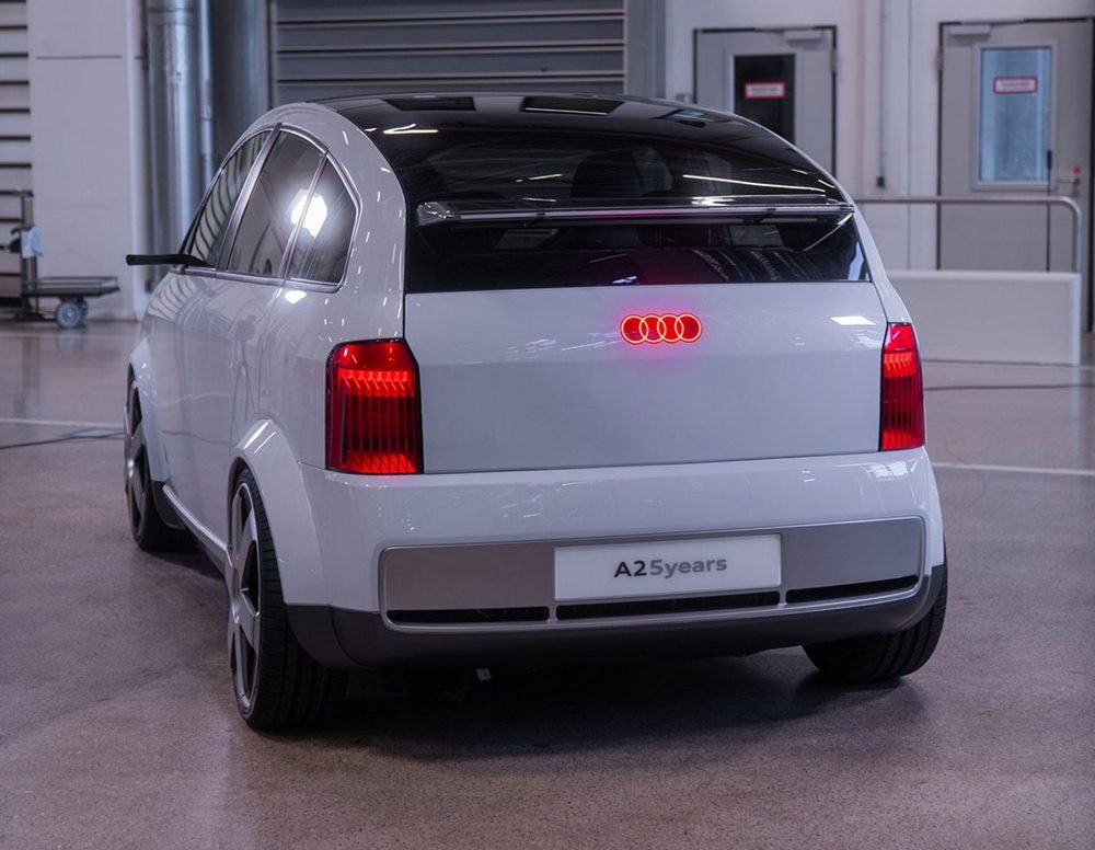 Audi A2 e-tron 