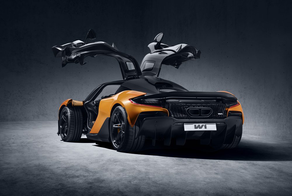 Oι πόρτες ανοίγουν προς τα πάνω στη McLaren W1