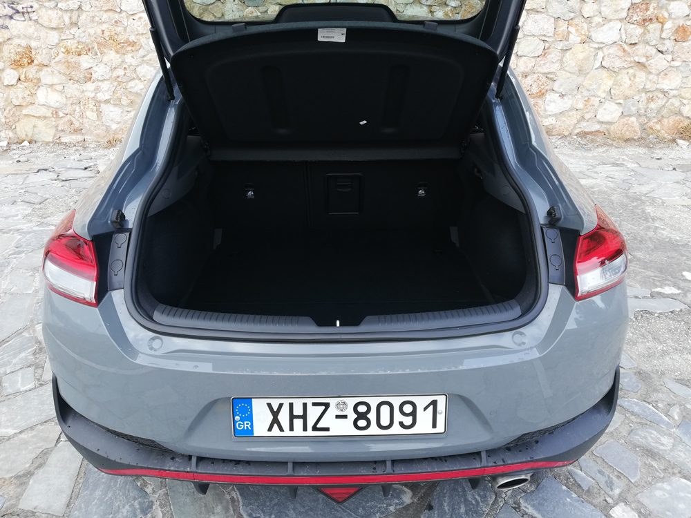 Hyundai i30 fastback 1.5T