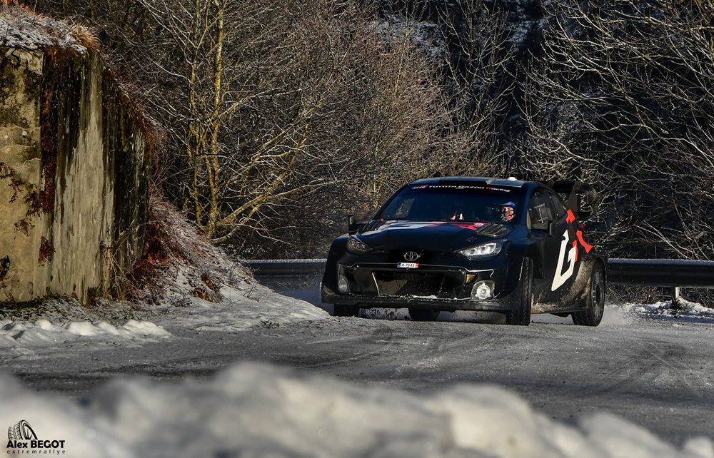 Toyota Yaris Rally1 σε πάγο με Hankook